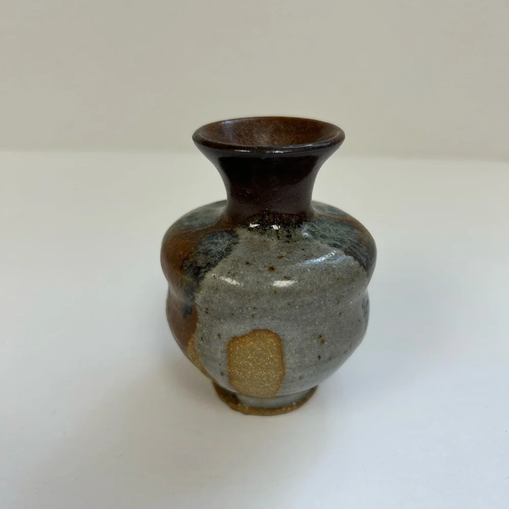 Stoneware Glazed / Tiny Bud Vase Cream/Brown Studio Art Pottery